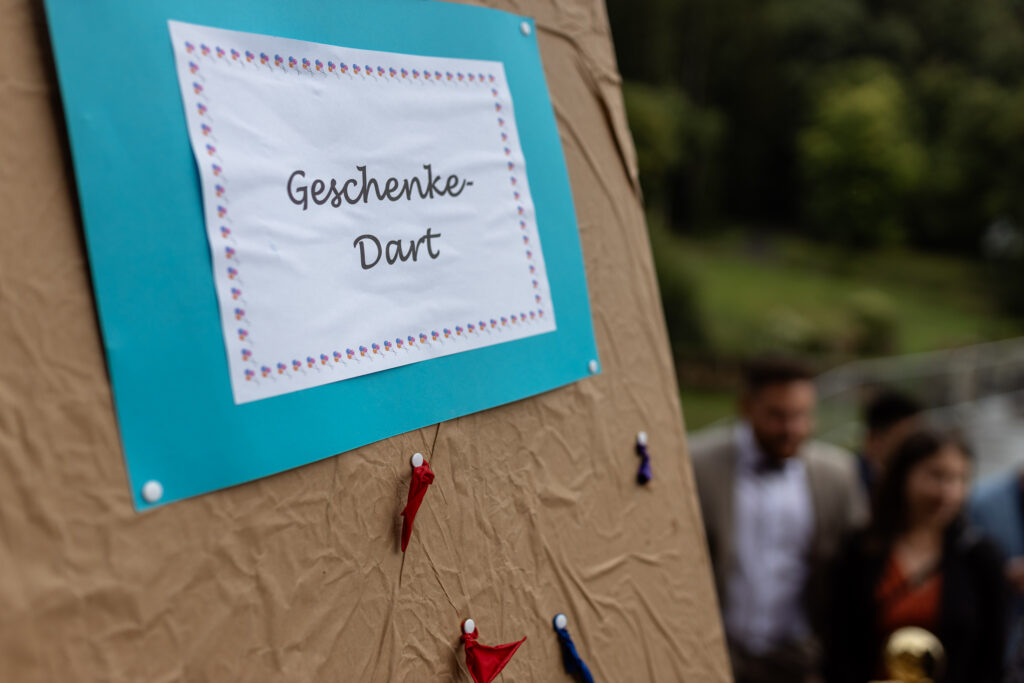 Geschenke-Dart Detailaufnahme.