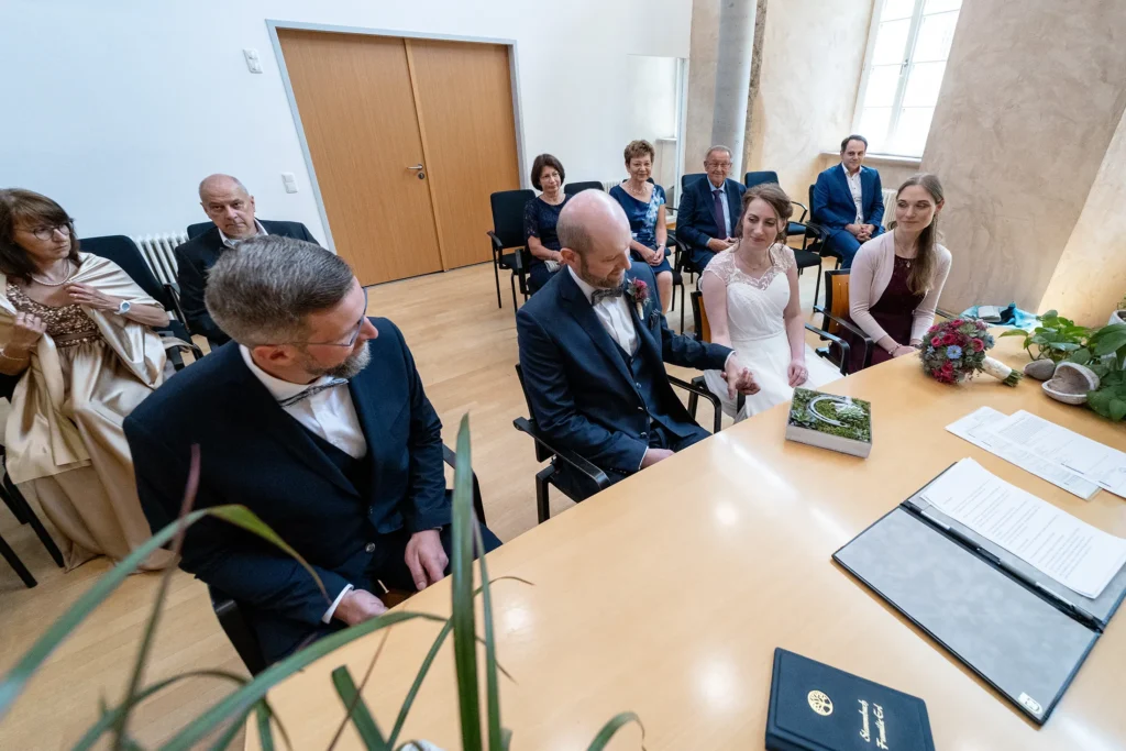 Hochzeitsfotograf Trier Luxemburg - Trauung im Turm Jerusalem in Trier