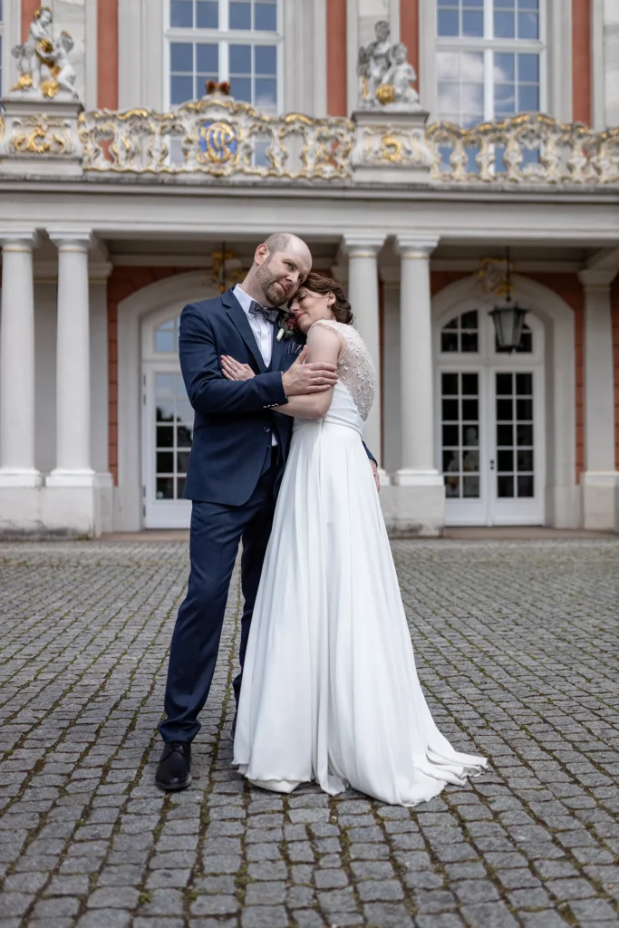 Hochzeitsfotograf Trier Luxemburg - Brautpaar Foto vor dem kurfürstlichen Palais in Trier